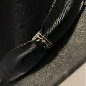 Stunning classic black BORSALINO soft felt 6-1/2 small head hat. Please measure m_63c54752eb7e7af13345711c.jpg main image 4